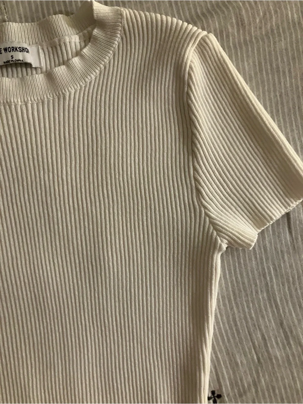 White Ribbed Tee - Picture 3 of 7